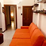 Da Rita, Vicino H. Gaslini, S.Martino,Spiagge,Stazione Ferroviaria, Free Wi-Fi