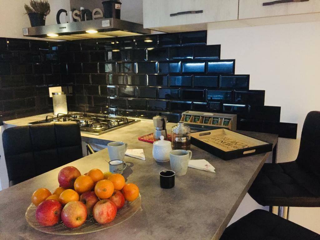 Apartment Da Rita, Vicino H. Gaslini, S.martino,spiagge,stazione Ferroviaria, Free Wi-fi *