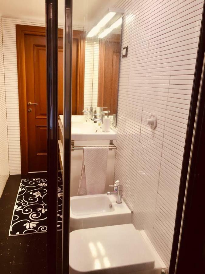 Da Rita, Vicino H. Gaslini, S.martino,spiagge,stazione Ferroviaria, Free Wi-fi Apartment *